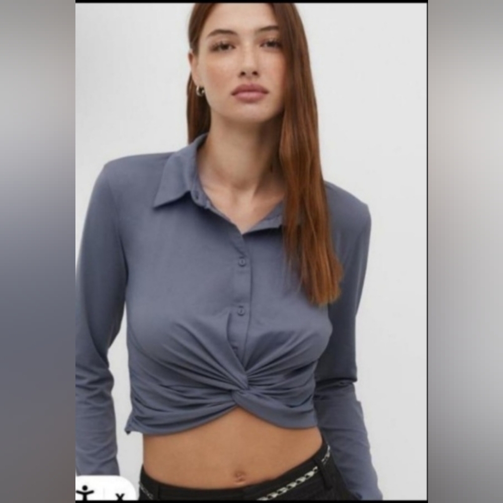 NWT Stradivarious Longsleeve Cropped top Size Medium Grey